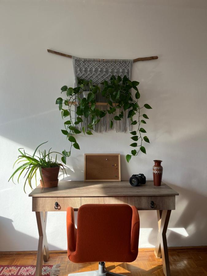Vandor Apartman Veszprém Buitenkant foto
